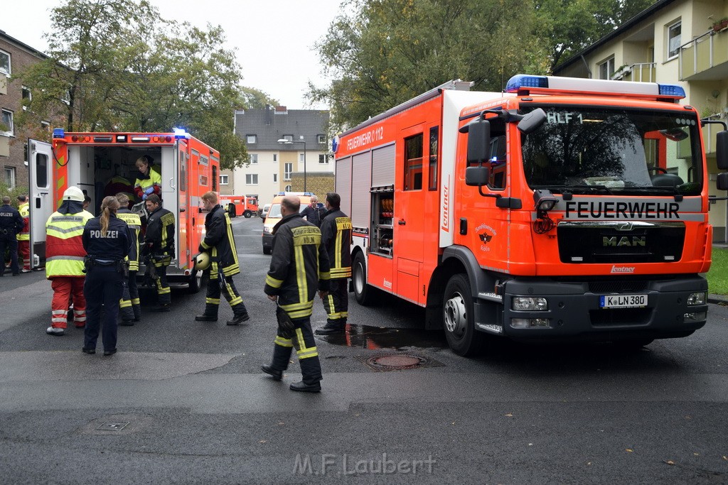 Feuer 2 Y Koeln Deutz Tenktererstr P21.JPG - Miklos Laubert